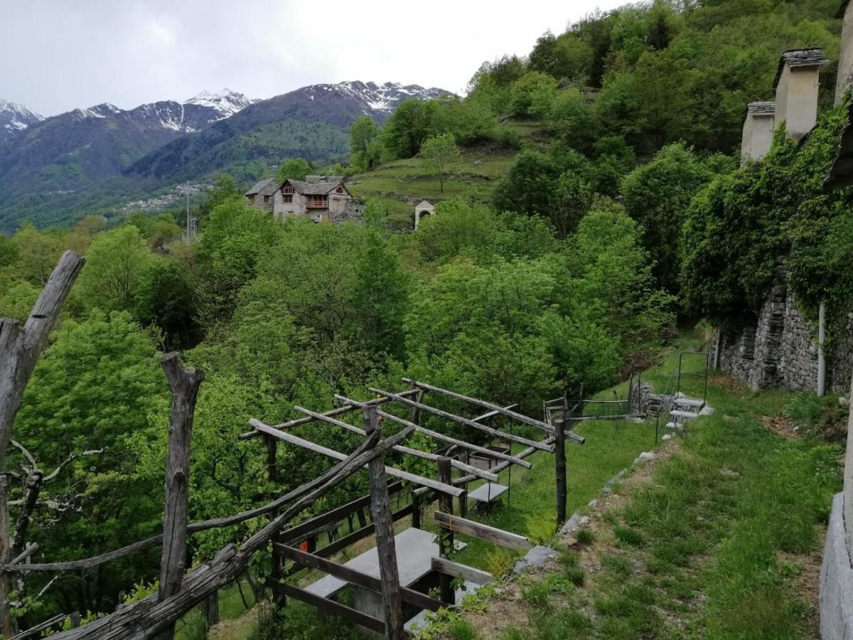 Casa Vacanze La Carbunera Villa Domodossola Eksteriør bilde