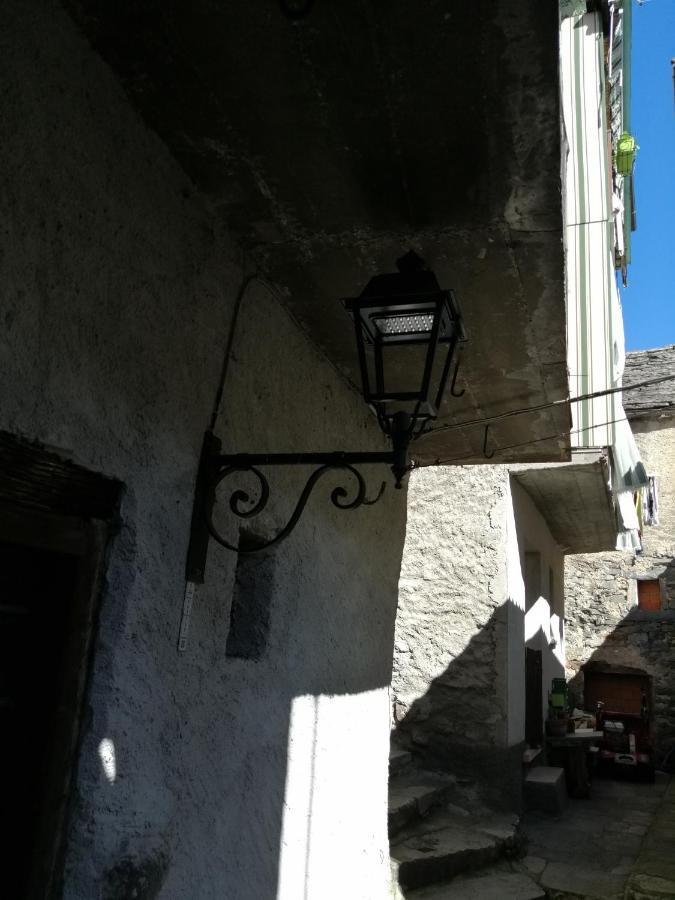 Casa Vacanze La Carbunera Villa Domodossola Eksteriør bilde